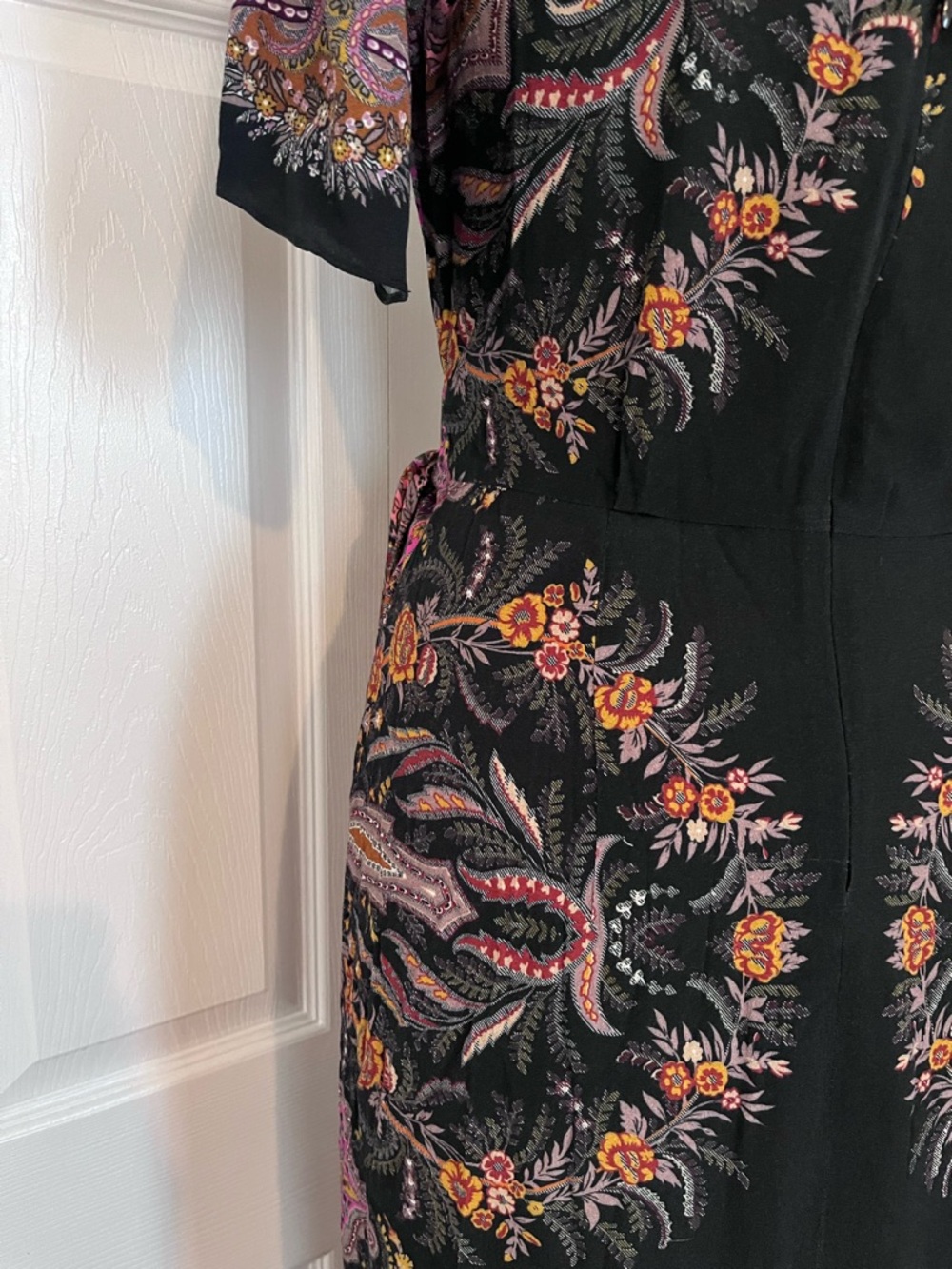 Kobi Halperin Black Paisley-Print Midi Dress with Pink and Gold Accents - Picture 4 of 7